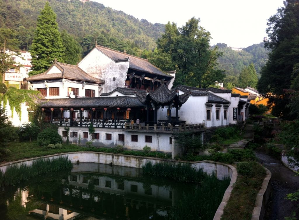 Schnitzer Teepavillion