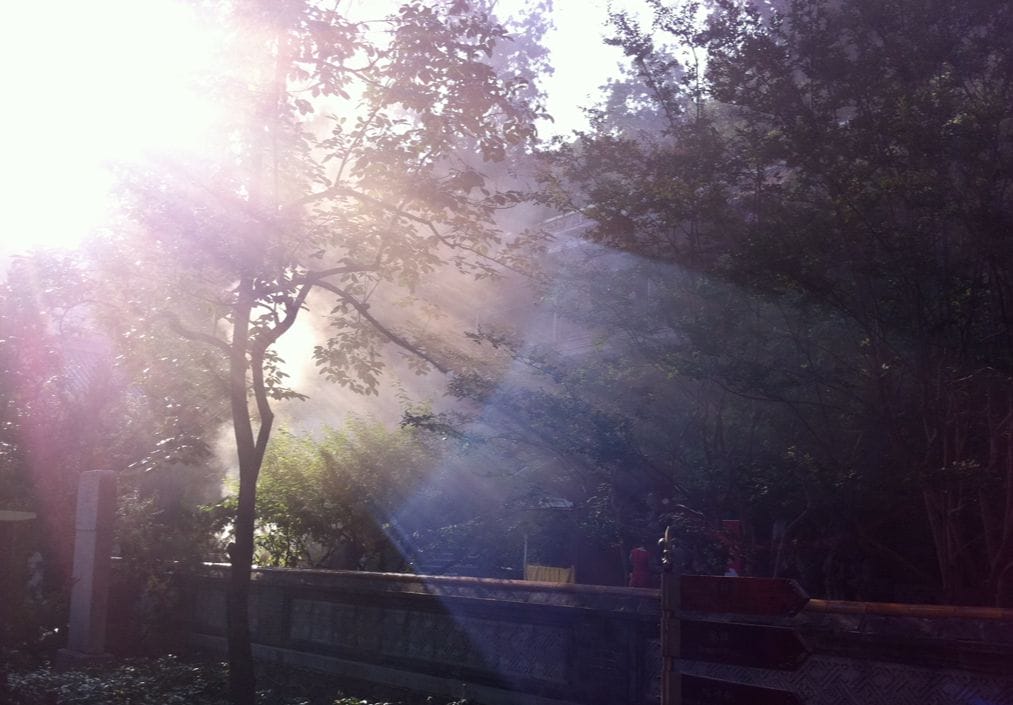 Tempel vor den Bergen Pekings